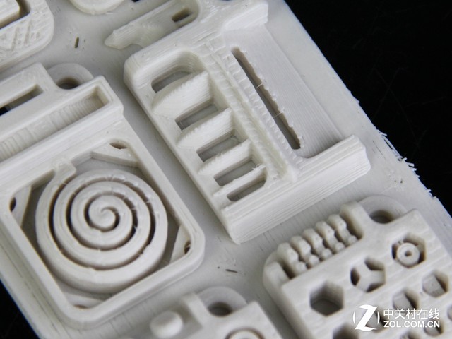 ͑׃cȡ MakerBot R+ 3DӡCלy 