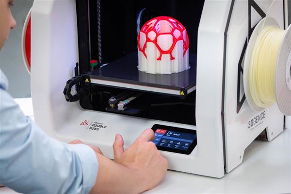 3DGence推出新型雙擠出機DOUBLE P255 3D打印機 3DGence推出新型雙擠出機DOUBLE P255 3D打印機