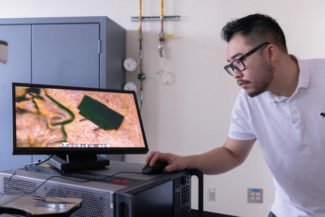 佐治亞理工學院研發出幾乎看不見的微型3D打印機器人 佐治亞理工學院研發出幾乎看不見的微型3D打印機器人