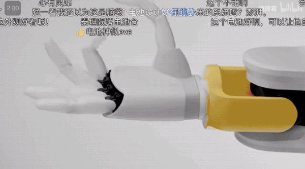 稚暉君機器人神技再現江湖!騎自行車驚呆眾人:又抽象又硬核